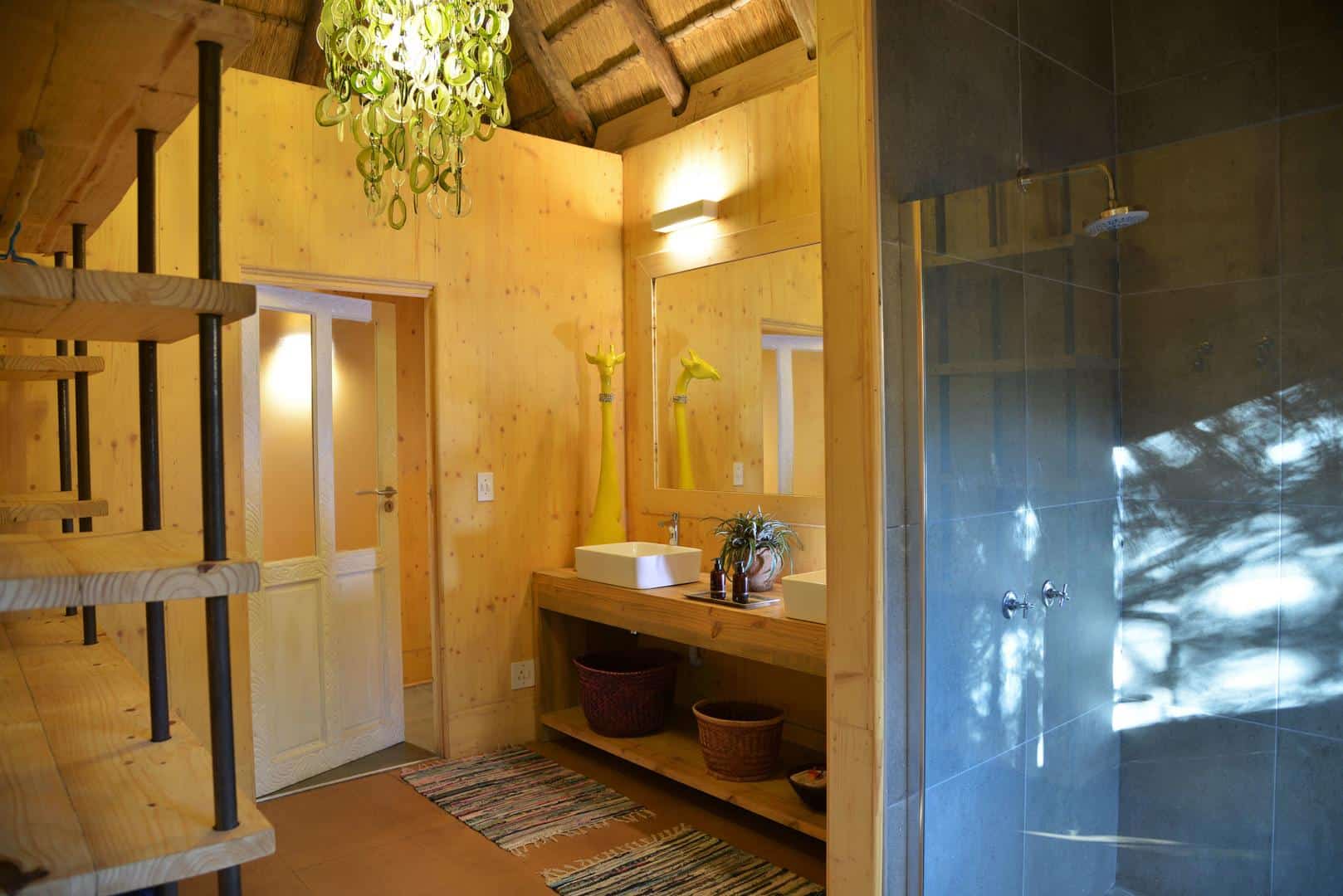 Treetop Chalet Indoor Shower Bathroom