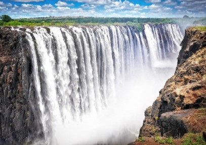 4-Day Victoria Falls & Chobe Explorer