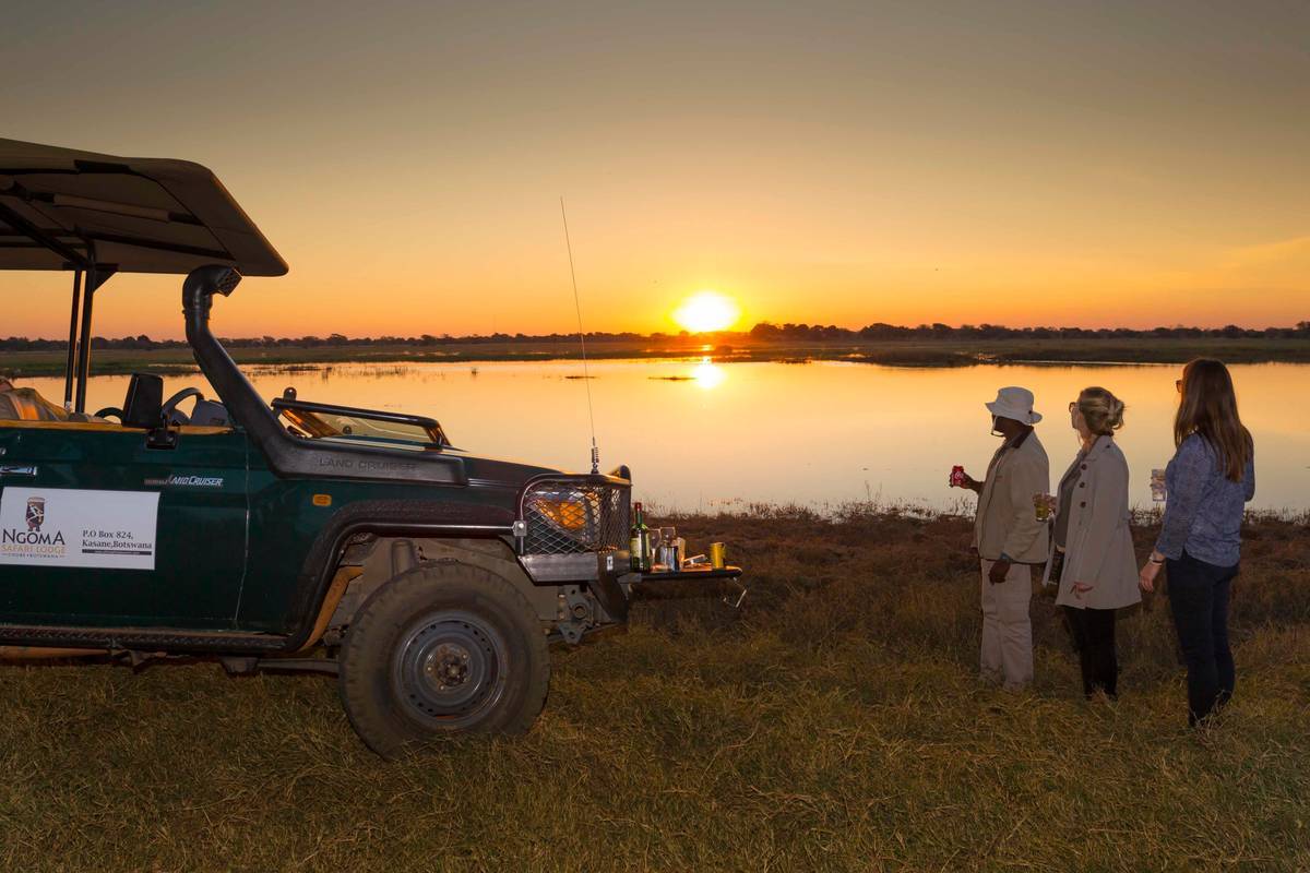 Ngoma Safari Lodge Game Drive Sunset Drinks