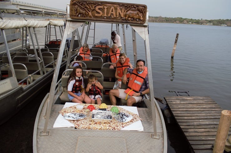 Boat Cruise Nile Lakato