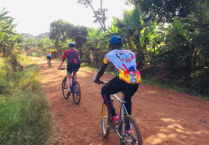 1-Day Cycle to Materuni Waterfalls and Coffee Tour