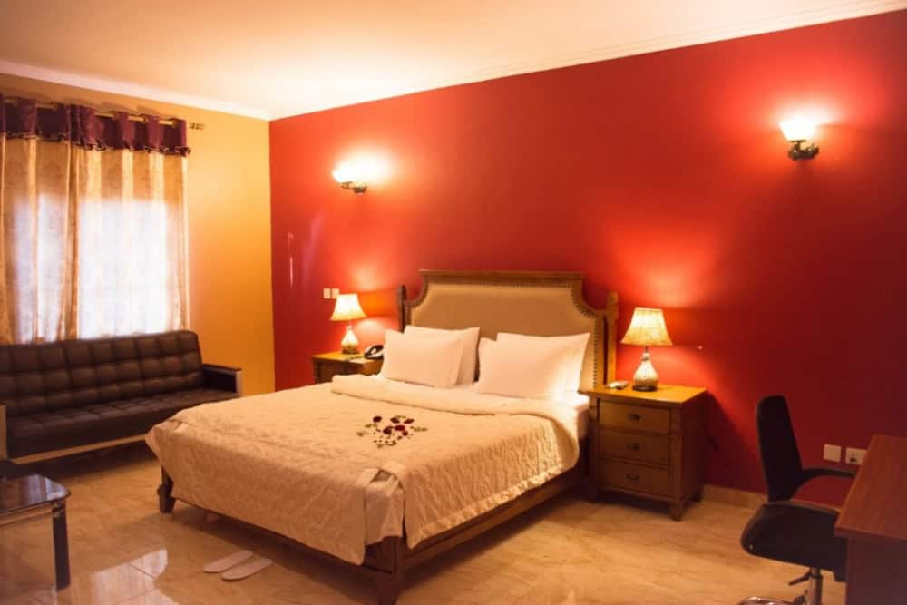 Tulia Hotel 6
