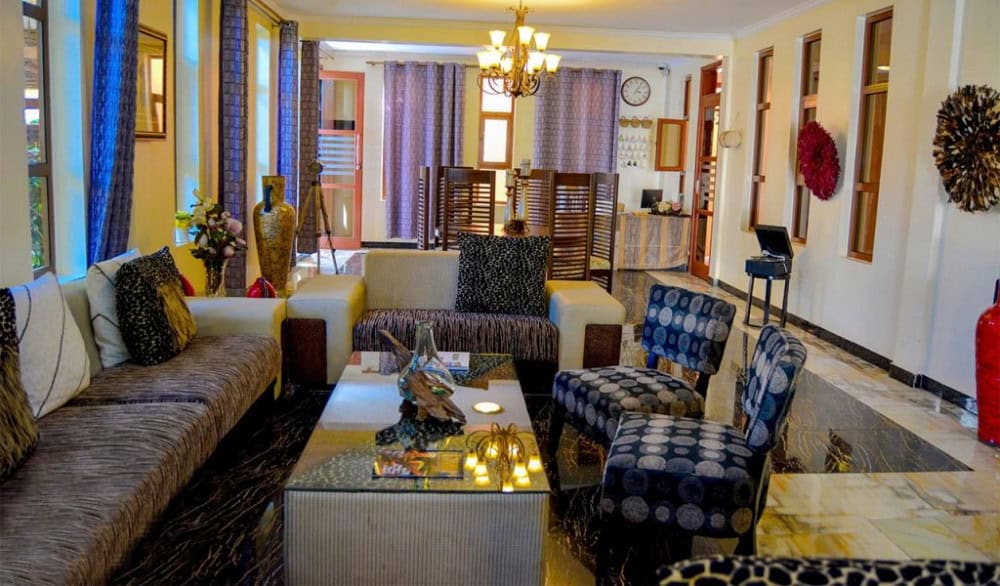 Tulia Hotel 7