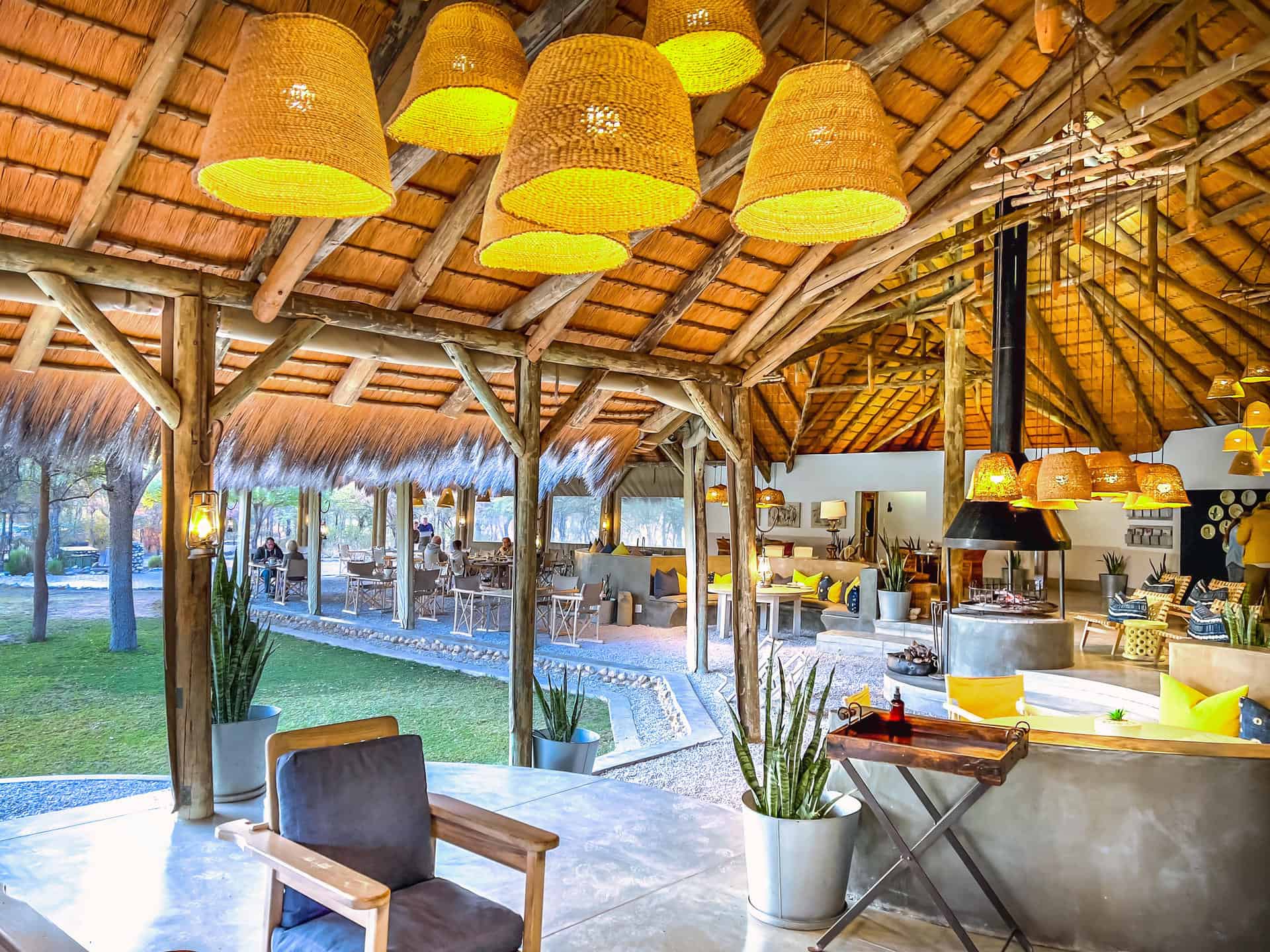 Mushara Bush Camp Restaurant Lapa Veranda 1