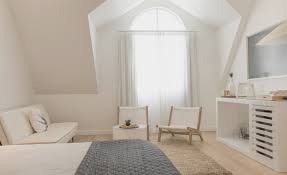 Images (2)