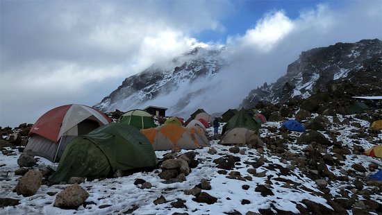 8 Days Mount Kilimanjaro Trekking – Machame Route Photo2 (1)